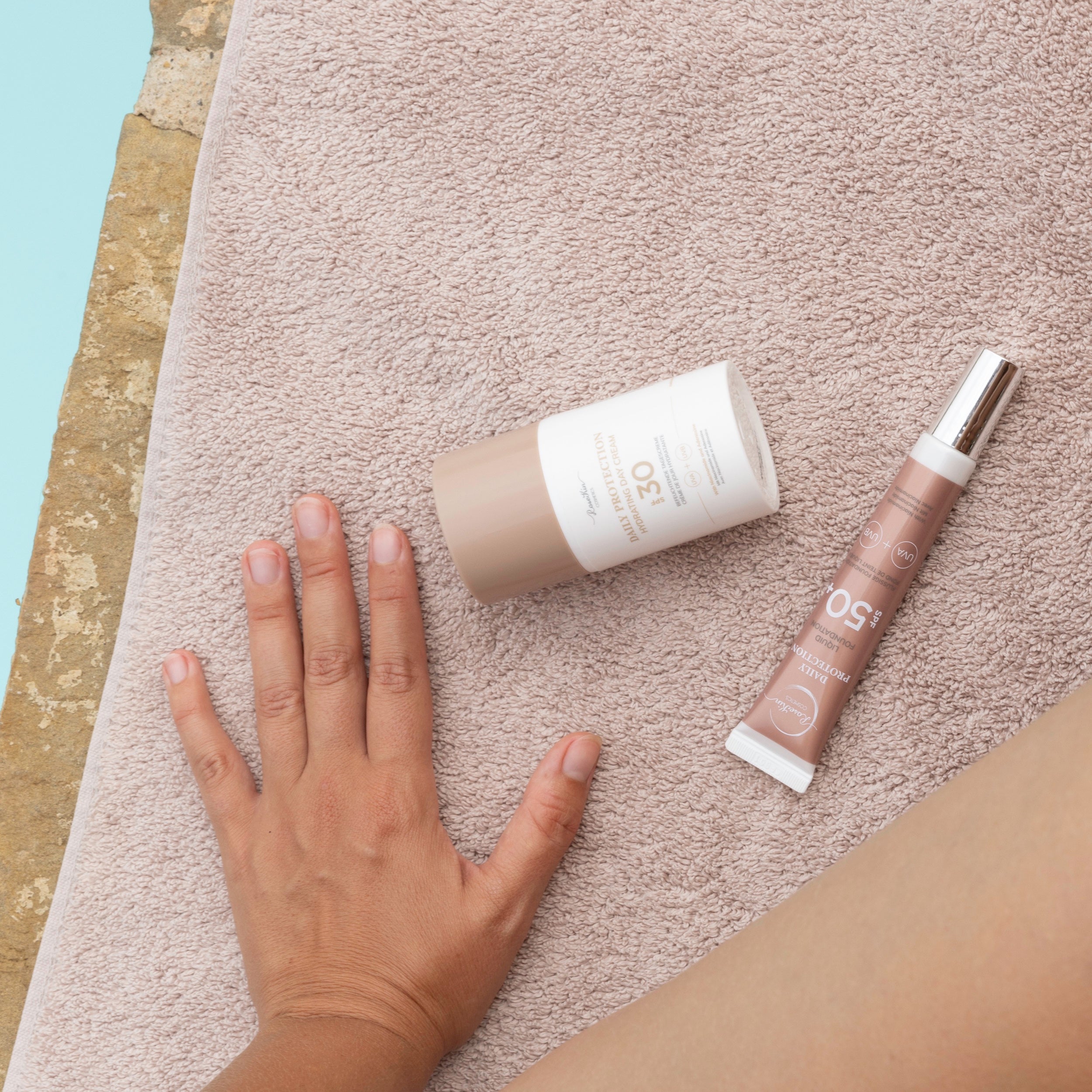 Ensemble de soins solaires liquides